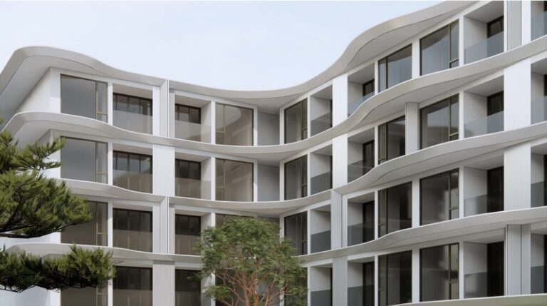 Bellevue Beachfront front3