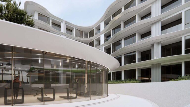 Bellevue Beachfront front5