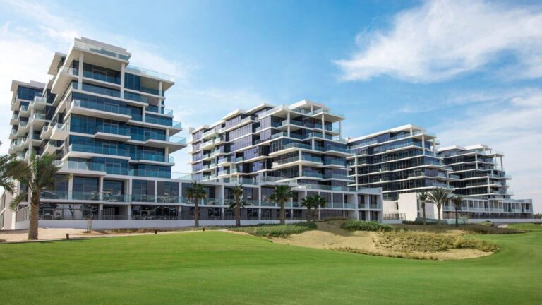Damac Hills - Golf Town1